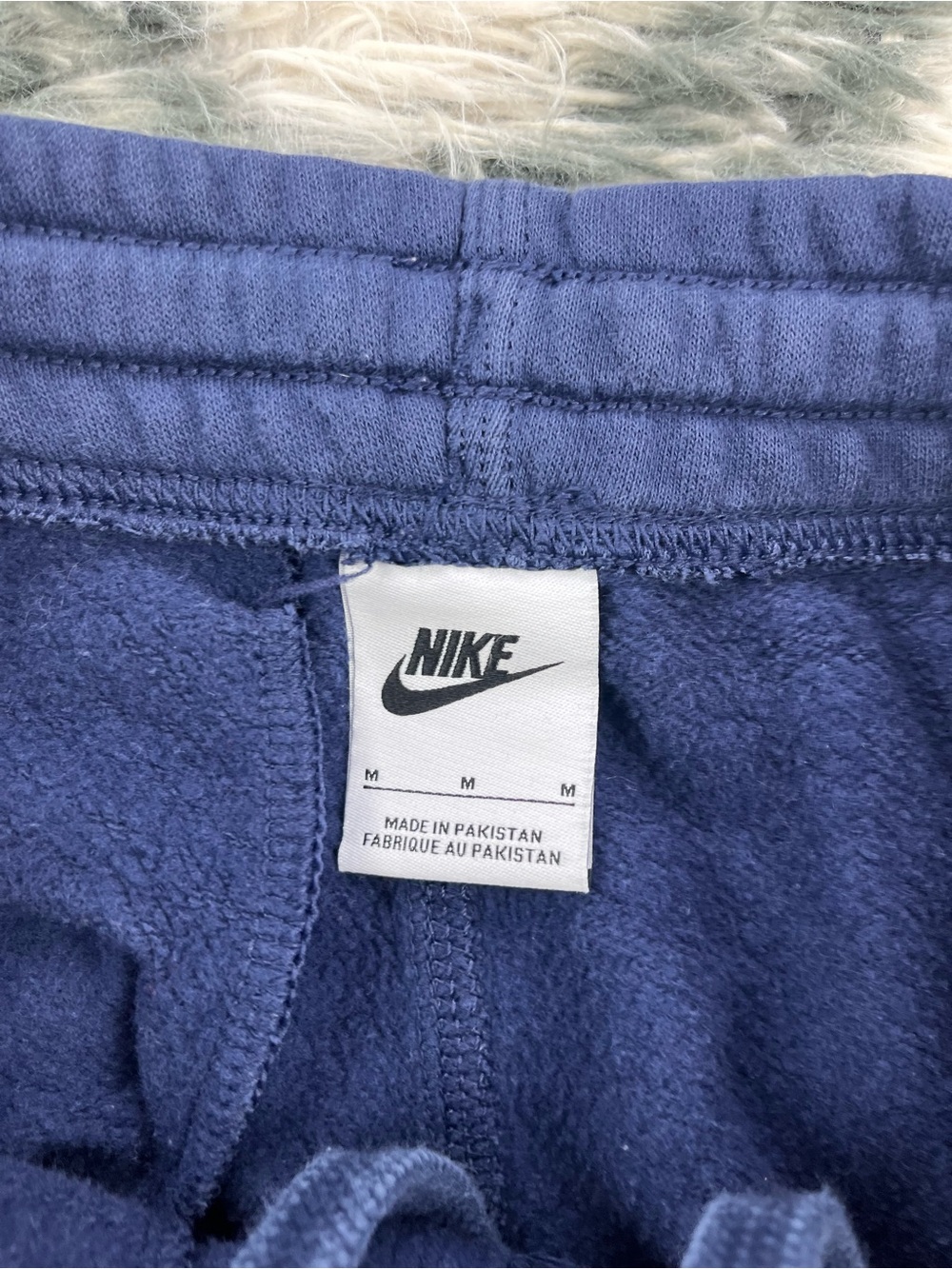 Nike Sportswear Men’s Navy Fleece Joggers Sweatpants Tapered Leg 716830-410 M - Picture 4 of 12